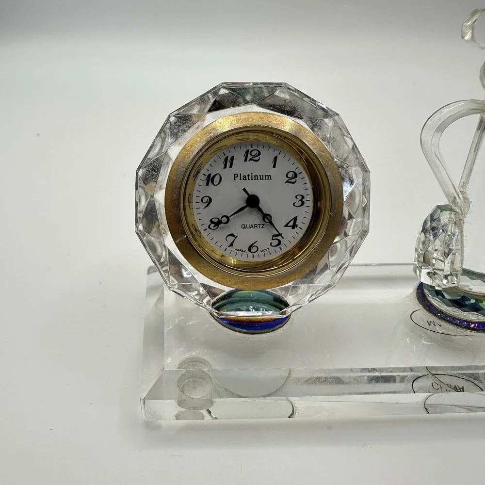 VTG Quartz Crystal Glass Clock Mini Golf Bag 2 1/2